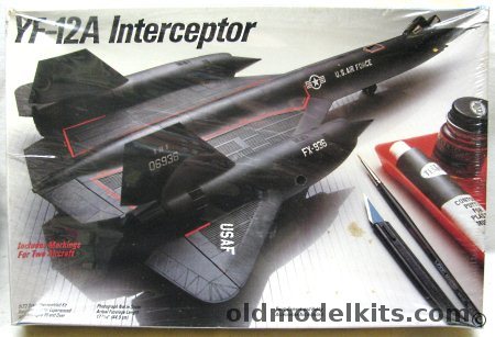 Testors 1/72 Lockheed YF-12A Interceptor, 697 plastic model kit